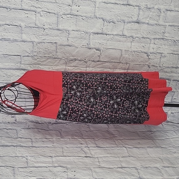 COLINE Appliqued Foral Dress Medium - Picture 5 of 8